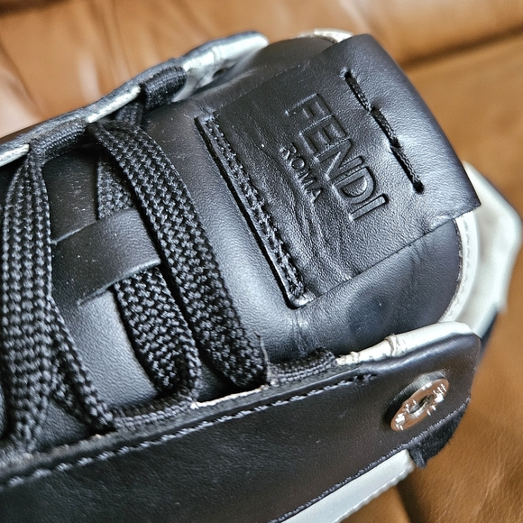 Men's Fendi Black White Leather Timeless Sneakers Size 9 US or 7 UK - Picture 10 of 16